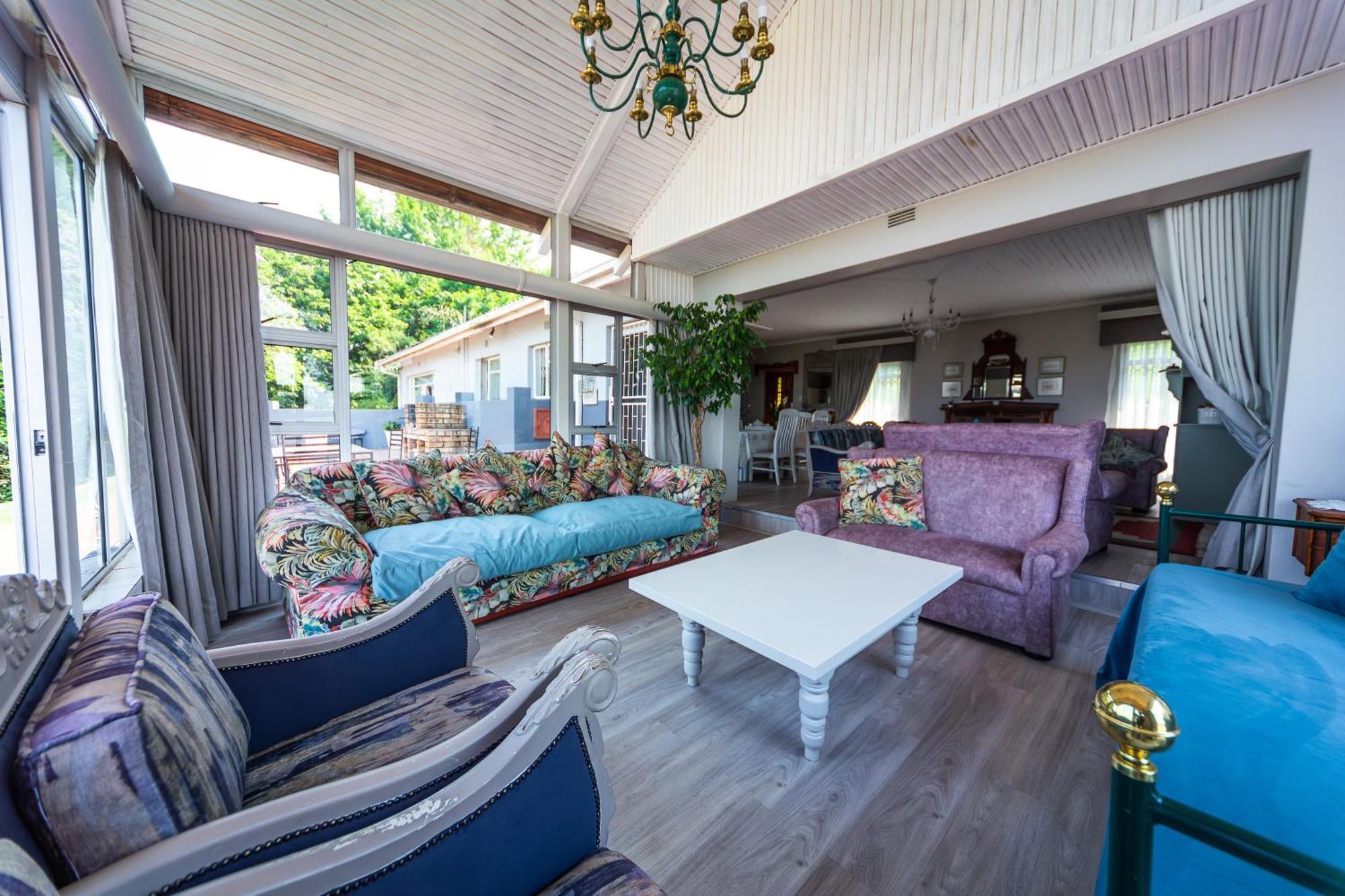 Graceland Self-Catering Cottages Вінтертон Екстер'єр фото