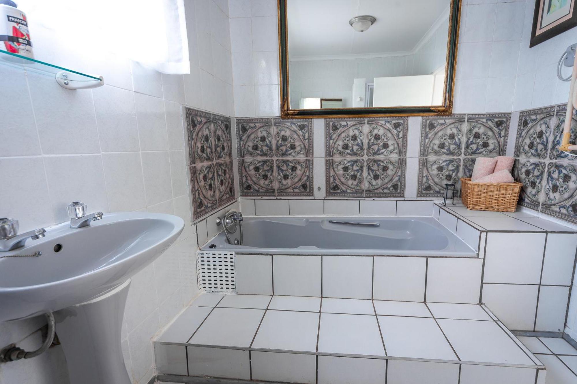 Graceland Self-Catering Cottages Вінтертон Екстер'єр фото